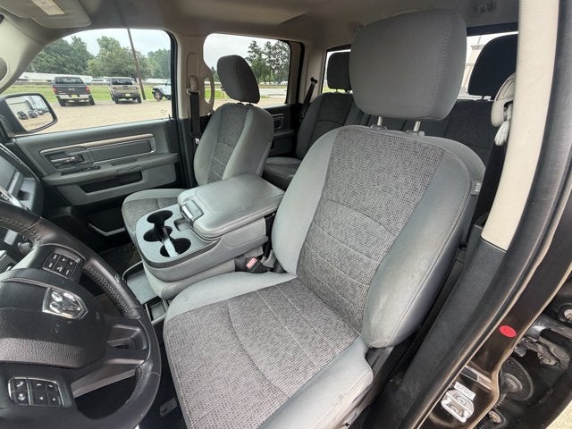 2017 RAM 1500 Lone Star Crew Cab 4x4 5'7' Box