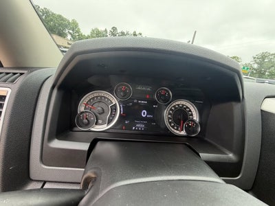 2017 RAM 1500 Lone Star Crew Cab 4x4 5'7' Box