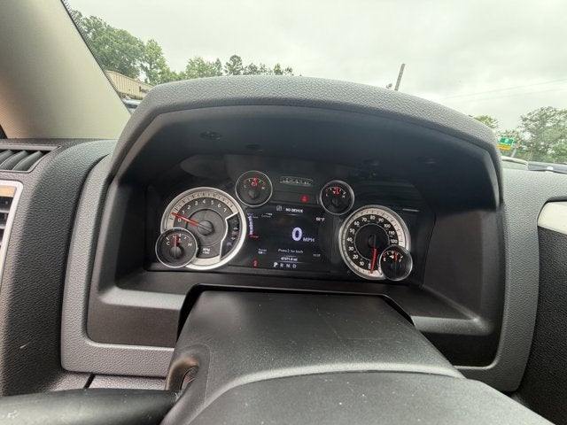 2017 RAM 1500 Lone Star Crew Cab 4x4 5'7' Box