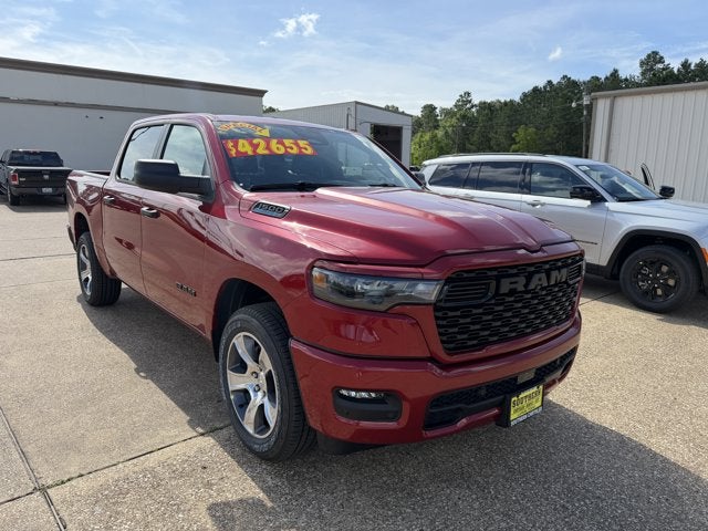 2026 RAM Ram 1500 RAM 1500 EXPRESS CREW CAB 4X2 5'7' BOX