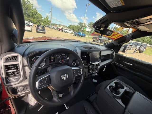 2026 RAM Ram 1500 RAM 1500 EXPRESS CREW CAB 4X2 5'7' BOX