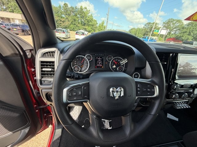 2026 RAM Ram 1500 RAM 1500 EXPRESS CREW CAB 4X2 5'7' BOX