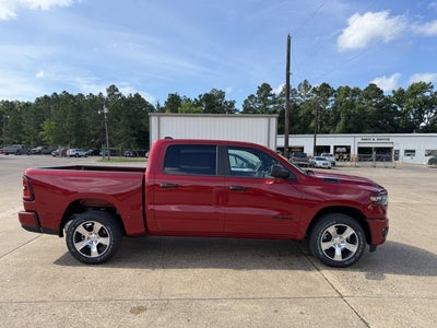 2026 RAM Ram 1500 RAM 1500 EXPRESS CREW CAB 4X2 5'7' BOX