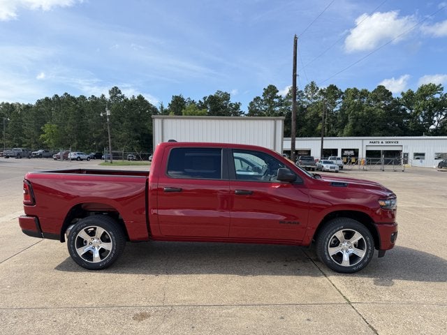 2026 RAM Ram 1500 RAM 1500 EXPRESS CREW CAB 4X2 5'7' BOX