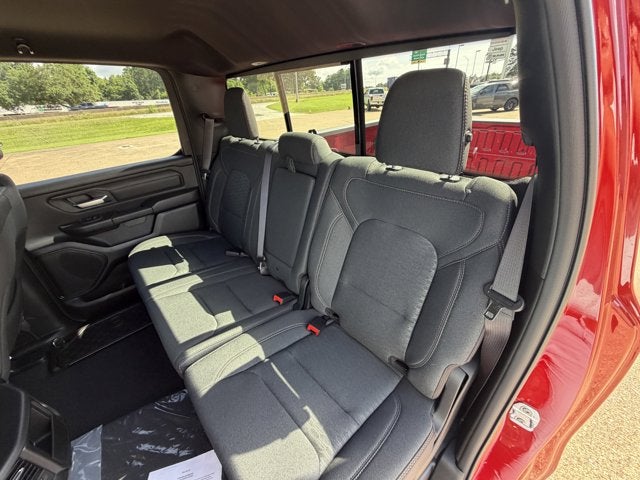 2026 RAM Ram 1500 RAM 1500 EXPRESS CREW CAB 4X2 5'7' BOX