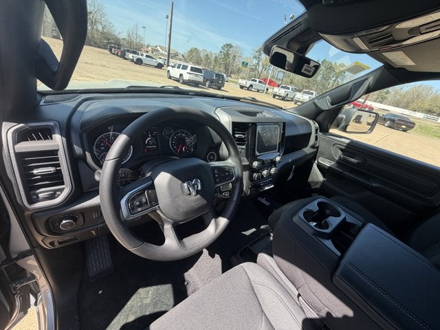 2026 RAM Ram 1500 RAM 1500 EXPRESS CREW CAB 4X2 5'7' BOX