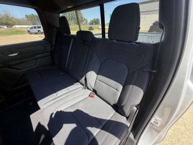 2026 RAM Ram 1500 RAM 1500 EXPRESS CREW CAB 4X2 5'7' BOX