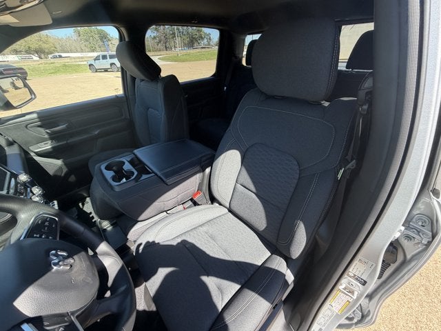 2026 RAM Ram 1500 RAM 1500 EXPRESS CREW CAB 4X2 5'7' BOX