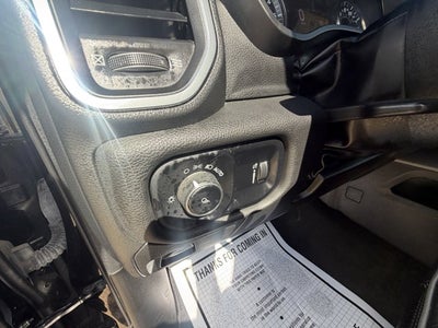2024 RAM 1500 Laramie Crew Cab 4x2 5'7' Box
