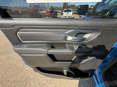 2025 RAM Ram 1500 RAM 1500 LONE STAR CREW CAB 4X4 5'7' BOX