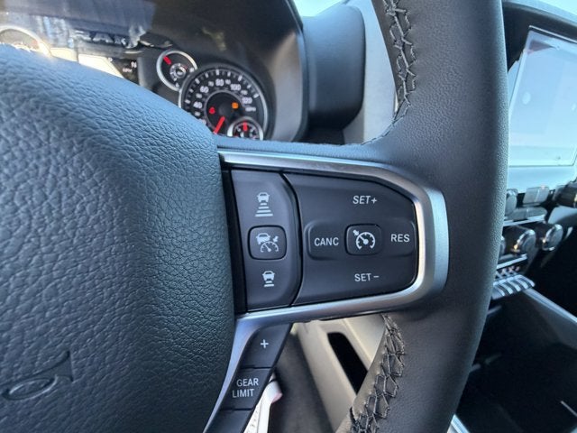 2025 RAM Ram 1500 RAM 1500 LONE STAR CREW CAB 4X4 5'7' BOX