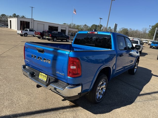 2025 RAM Ram 1500 RAM 1500 LONE STAR CREW CAB 4X4 5'7' BOX