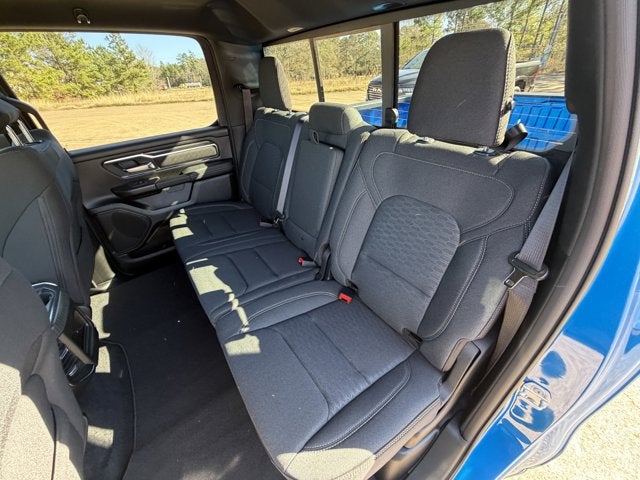 2025 RAM Ram 1500 RAM 1500 LONE STAR CREW CAB 4X4 5'7' BOX