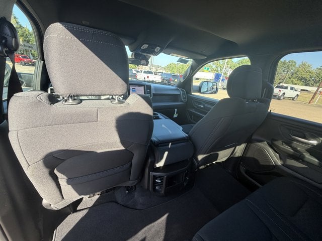 2025 RAM Ram 1500 RAM 1500 TRADESMAN CREW CAB 4X4 5'7' BOX