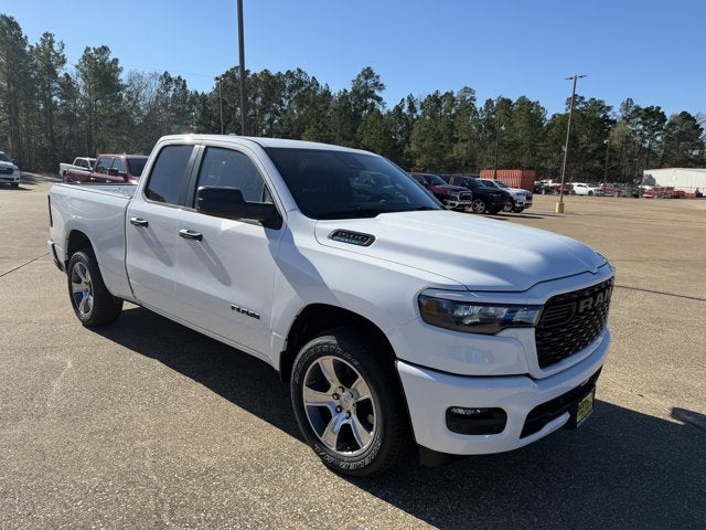 2026 RAM Ram 1500 RAM 1500 EXPRESS QUAD CAB 4X2 6'4' BOX
