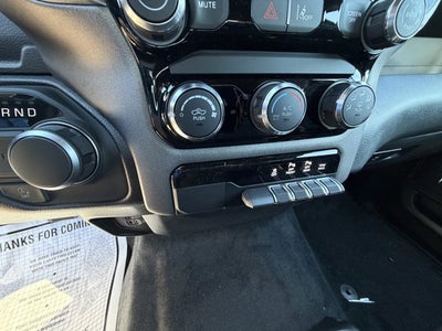 2026 RAM Ram 1500 RAM 1500 EXPRESS QUAD CAB 4X2 6'4' BOX