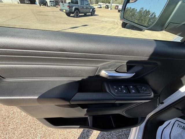 2026 RAM Ram 1500 RAM 1500 EXPRESS QUAD CAB 4X2 6'4' BOX