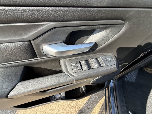 2027 RAM Ram 1500 RAM 1500 EXPRESS QUAD CAB 4X2 6'4' BOX