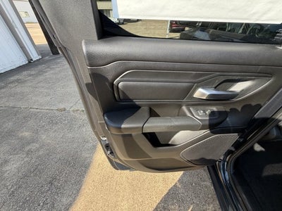 2027 RAM Ram 1500 RAM 1500 EXPRESS QUAD CAB 4X2 6'4' BOX