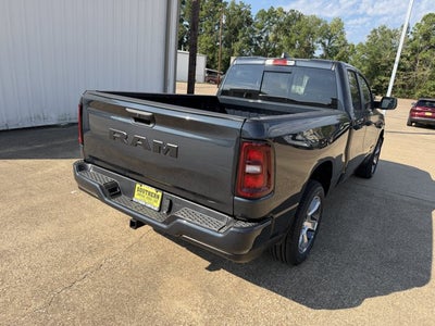 2027 RAM Ram 1500 RAM 1500 EXPRESS QUAD CAB 4X2 6'4' BOX