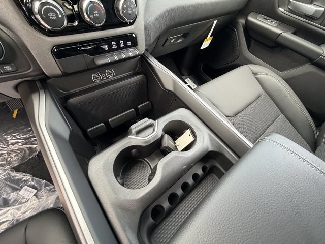 2027 RAM Ram 1500 RAM 1500 LONE STAR CREW CAB 4X4 5'7' BOX