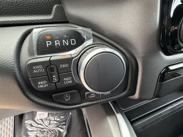2027 RAM Ram 1500 RAM 1500 LONE STAR CREW CAB 4X4 5'7' BOX
