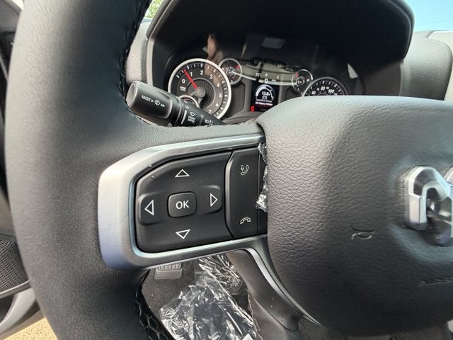2027 RAM Ram 1500 RAM 1500 LONE STAR CREW CAB 4X4 5'7' BOX