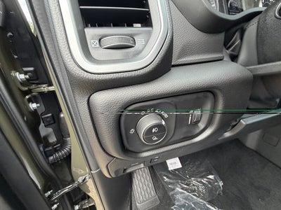2027 RAM Ram 1500 RAM 1500 LONE STAR CREW CAB 4X4 5'7' BOX