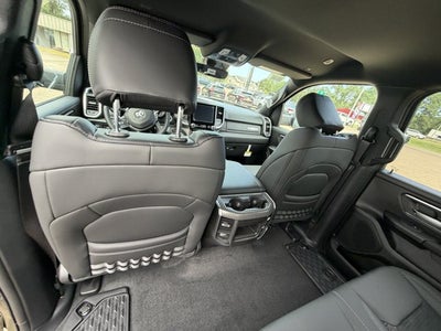 2027 RAM Ram 1500 RAM 1500 LONE STAR CREW CAB 4X4 5'7' BOX
