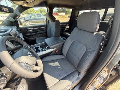 2027 RAM Ram 1500 RAM 1500 LONE STAR CREW CAB 4X4 5'7' BOX
