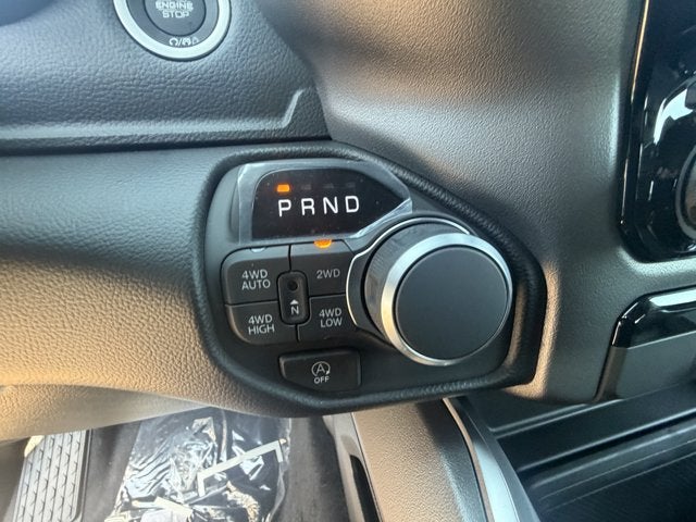 2027 RAM Ram 1500 RAM 1500 LONE STAR CREW CAB 4X4 5'7' BOX