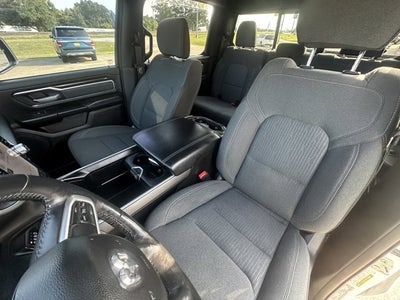 2022 RAM 1500 Big Horn Crew Cab 4x4 5'7' Box