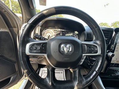 2022 RAM 1500 Big Horn Crew Cab 4x4 5'7' Box