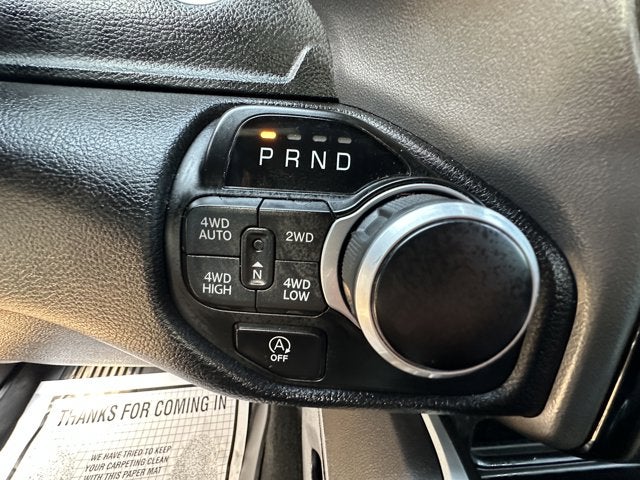 2022 RAM 1500 Big Horn Crew Cab 4x4 5'7' Box