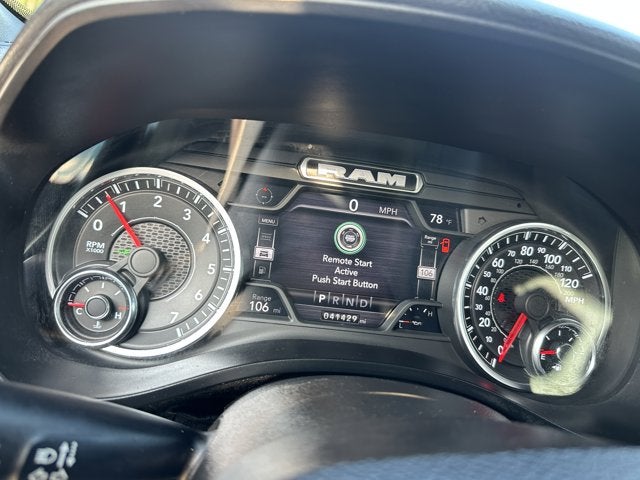 2022 RAM 1500 Big Horn Crew Cab 4x4 5'7' Box