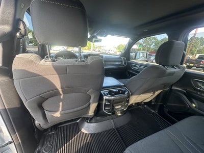 2022 RAM 1500 Big Horn Crew Cab 4x4 5'7' Box