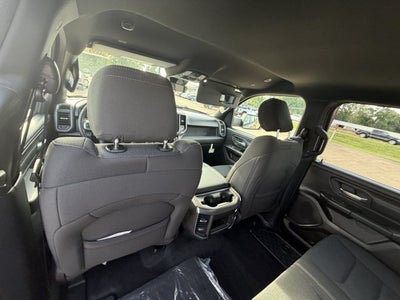 2027 RAM Ram 1500 RAM 1500 EXPRESS CREW CAB 4X4 5'7' BOX