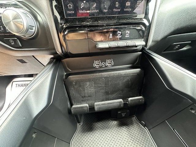 2025 RAM 1500 Laramie Crew Cab 4x4 5'7' Box