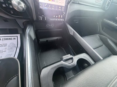 2024 RAM 1500 Laramie Crew Cab 4x4 5'7' Box