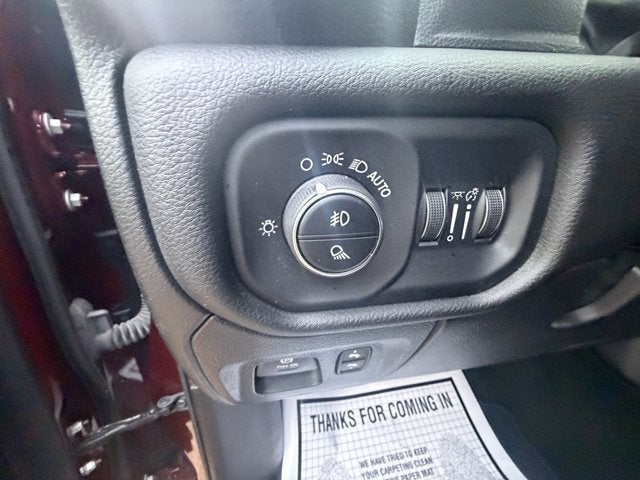 2024 RAM 1500 Laramie Crew Cab 4x4 5'7' Box