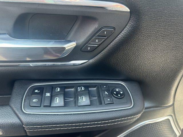 2021 RAM 1500 Laramie Crew Cab 4x4 5'7' Box