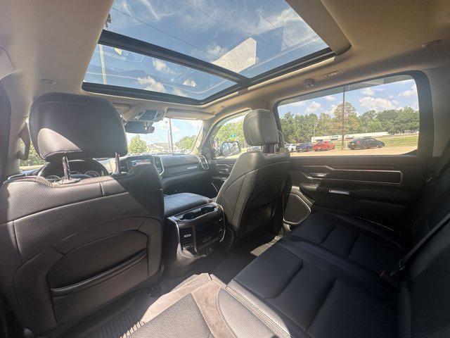 2021 RAM 1500 Laramie Crew Cab 4x4 5'7' Box