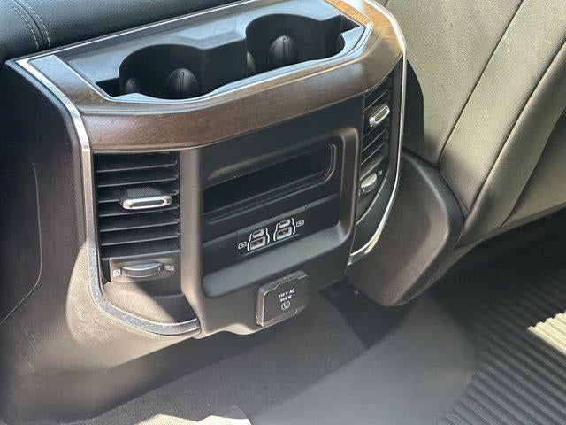 2021 RAM 1500 Laramie Crew Cab 4x4 5'7' Box