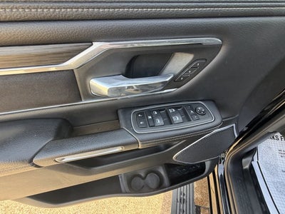 2023 RAM 1500 Laramie Crew Cab 4x4 5'7' Box