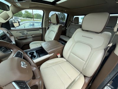 2021 RAM 1500 Laramie Crew Cab 4x4 5'7' Box