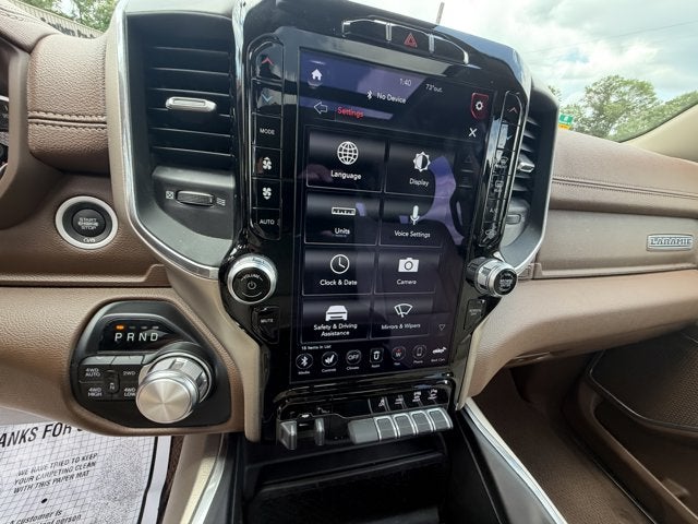 2021 RAM 1500 Laramie Crew Cab 4x4 5'7' Box