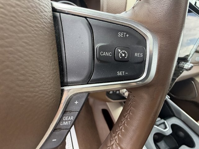 2021 RAM 1500 Laramie Crew Cab 4x4 5'7' Box