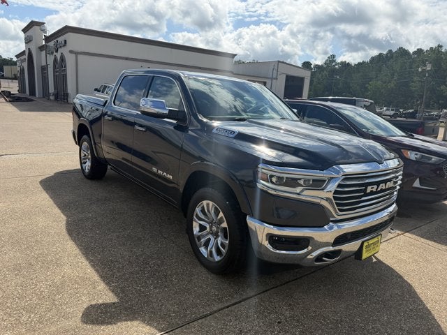2020 RAM 1500 Laramie Longhorn Crew Cab 4x4 5'7' Box