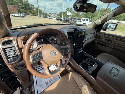 2020 RAM 1500 Laramie Longhorn Crew Cab 4x4 5'7' Box