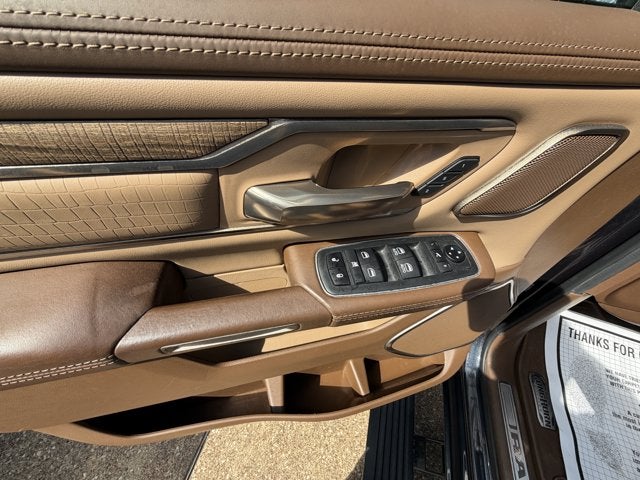 2020 RAM 1500 Laramie Longhorn Crew Cab 4x4 5'7' Box